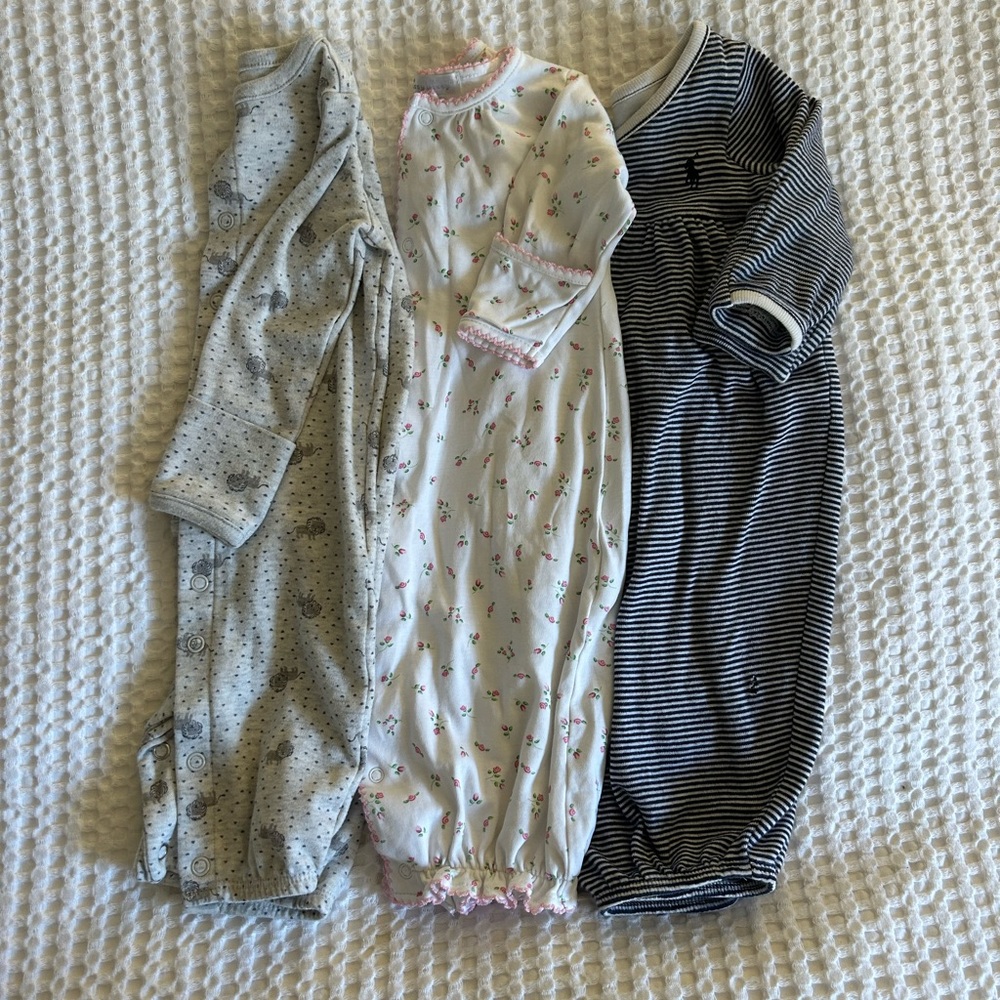 Kissy Kissy Newborn Gown